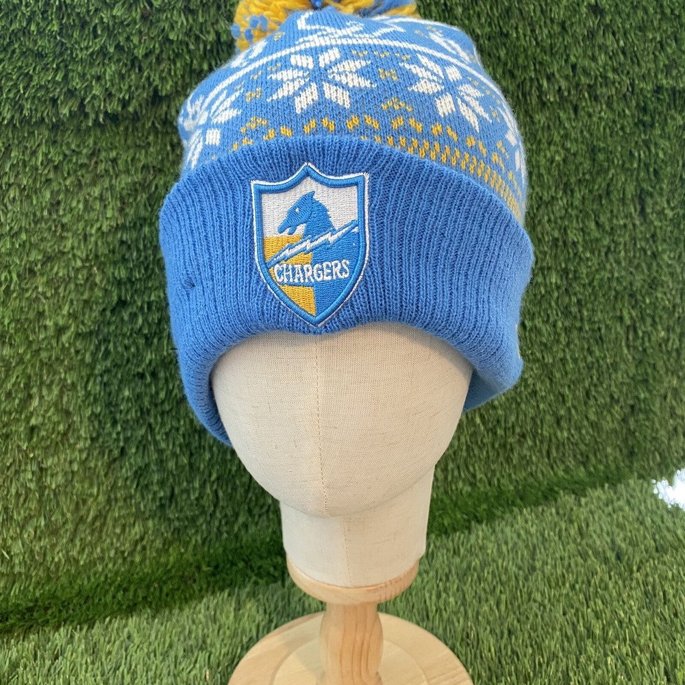 New Era San Diego Chargers Beanie Skull Snowflake Pattern NFL Pom Pom Blue White